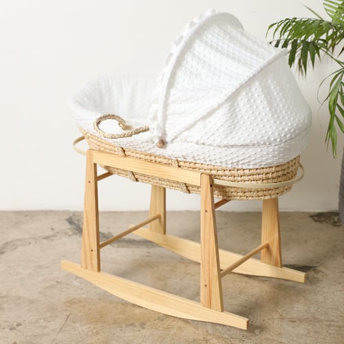 مهد مواليد (سلة موسى) لون ابيض + قاعدة