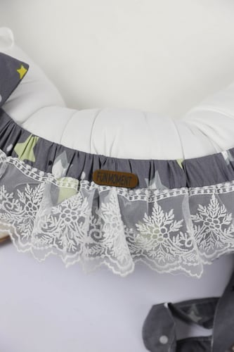 مفرش عش الطفل مع مخدة للاطفال بتصاميم متنوعة