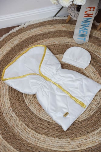 مدس مواليد حديثي الولادة قطعتين