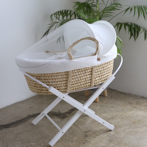 مهد مواليد (سلة موسى) لون ابيض + قاعدة