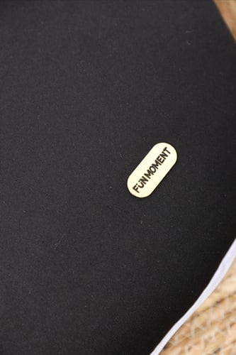 مدس مواليد بشت حديثي الولادة -تصميم بشت اسود وفضي