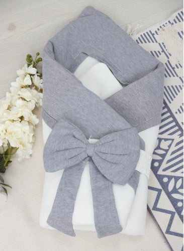 بطانية ومدس مواليد مع شريط مربوط