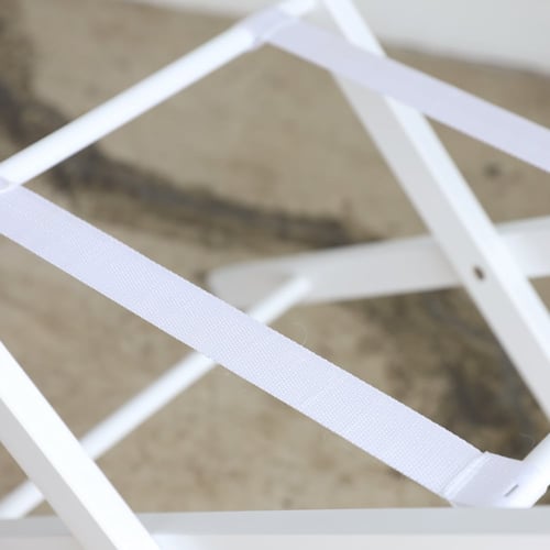 مهد مواليد (سلة موسى) لون ابيض + قاعدة