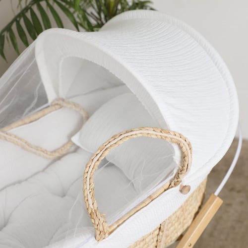 مهد مواليد (سلة موسى) لون ابيض + قاعدة