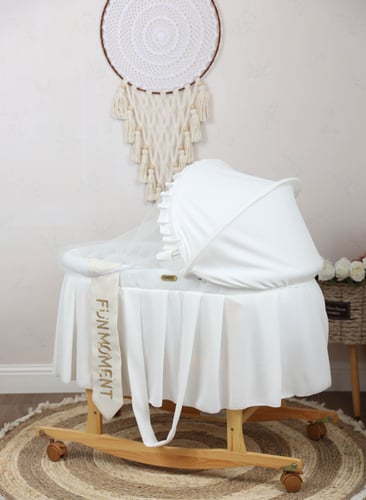 مهد مواليد (سلة موسى) ابيض + قاعدة خشبي