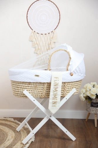 مهد مواليد (سلة موسى) لون ابيض + قاعدة