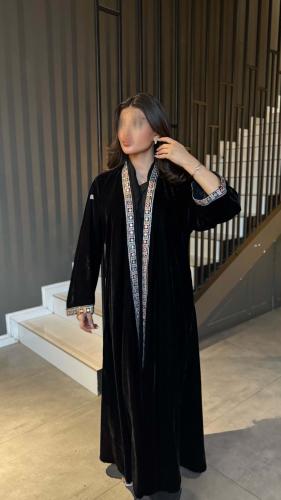 عبايه مخمل كلفة كم وامام دواير