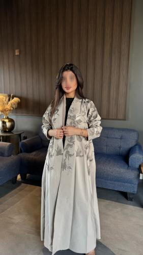 عبايه نجلا تطريز كمبيوتر لون بيج فاتح