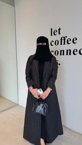 بليزر قماش لينن مخطط اسود صغير