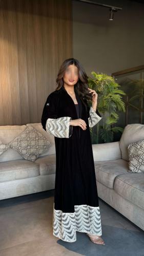 عبايه دانتيل سكري