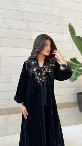 عبايه مخمل مع تدخيلات شيفون برونزي