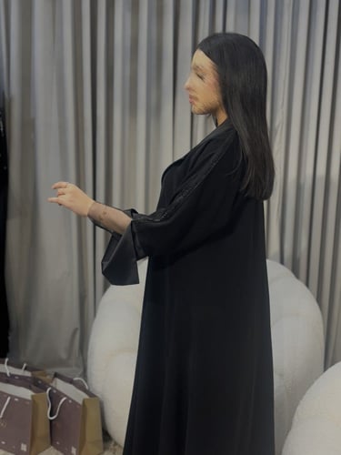 عبايه اماني