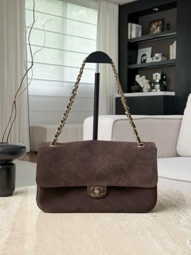 Maxi bag with flap