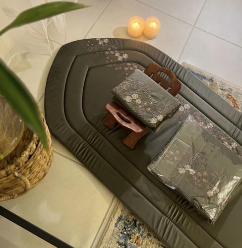 طقم الورود