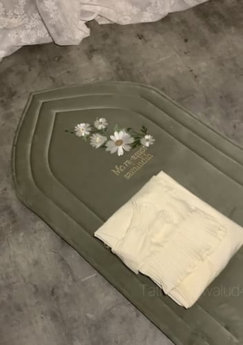 طقم صلاة سجادة وشرشف