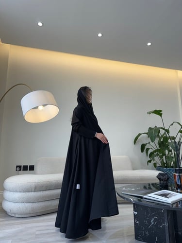 عباية أسماء