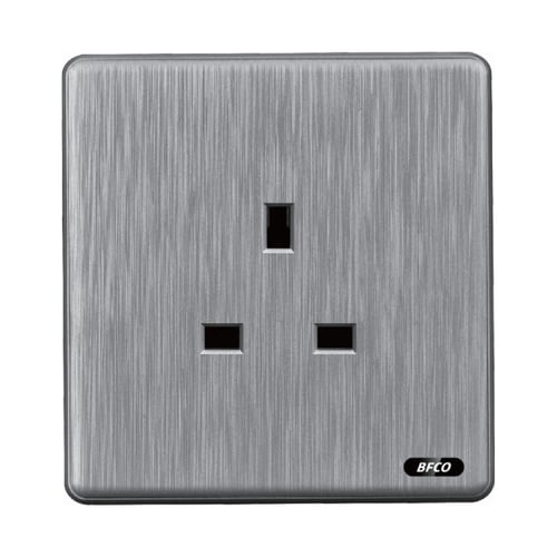 فيش 13 أمبير بدون مفتاح بريشد ماركة بفكو