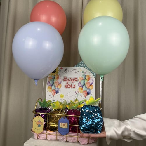 سلة حقائب الاناناسات