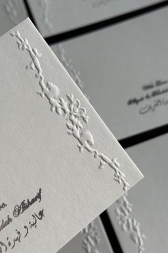 100 كرت شخصي مع ظرف فاخر