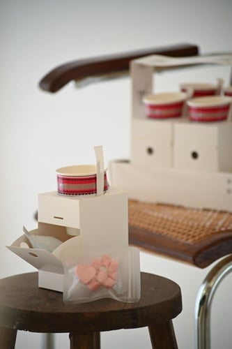 بوكس كوتن كاندي هوت شوكليت