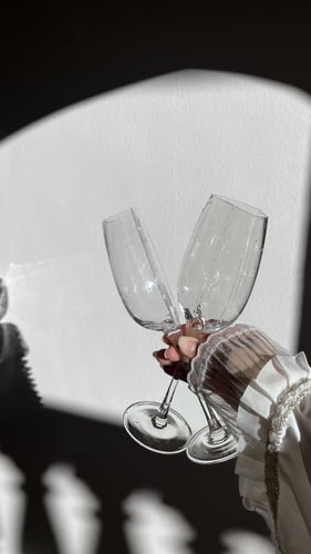 اكواب النصف الآخر