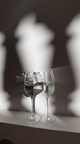 اكواب النصف الآخر