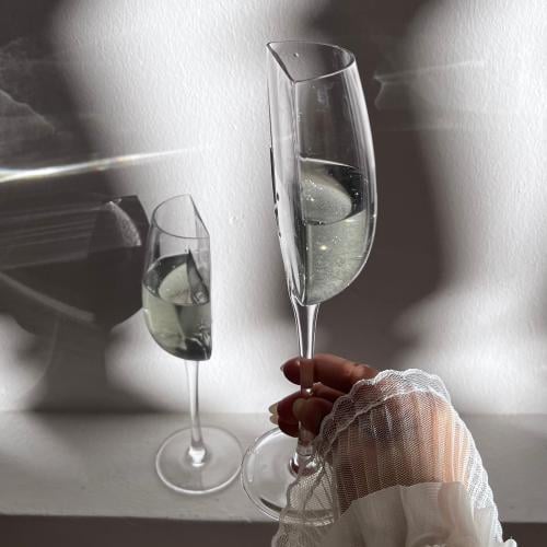 اكواب النصف الآخر