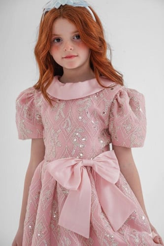 فستان بناتي