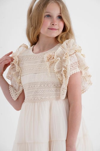 فستان بناتي