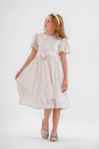 فستان بناتي