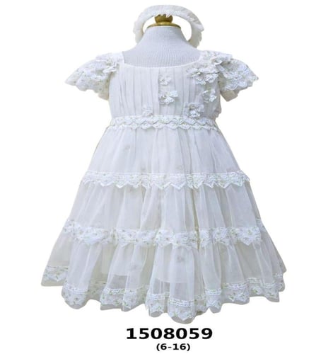 فستان بناتي