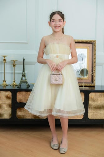 فستان بناتي