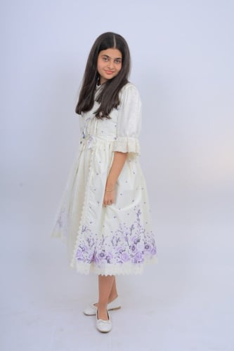 فستان بناتي