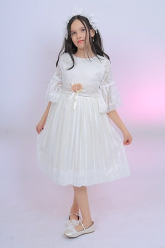 فستان بناتي