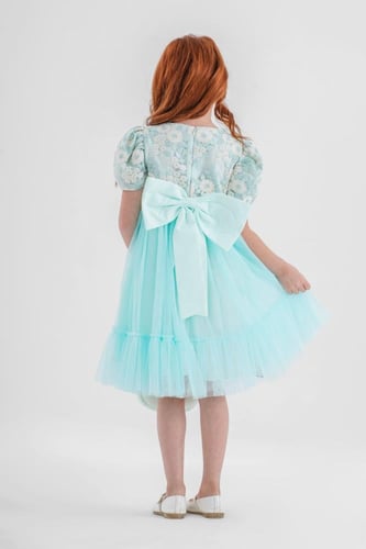 فستان بناتي