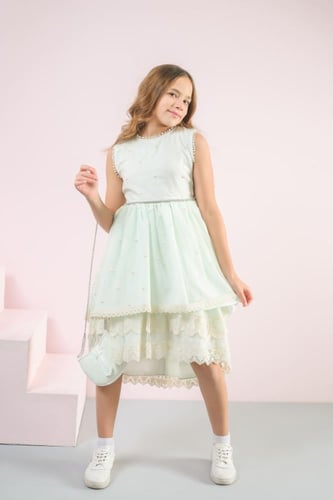 فستان بناتي