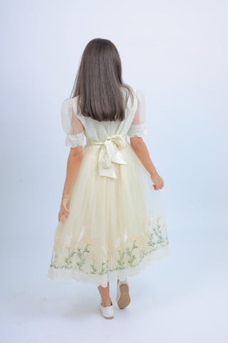 فستان بناتي