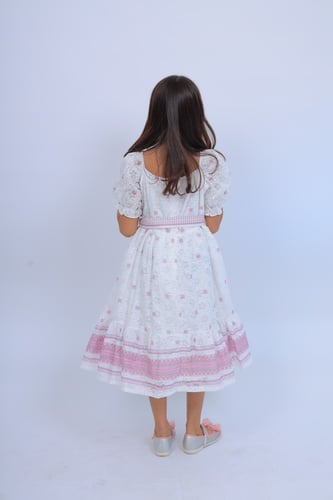 فستان بناتي