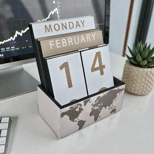 تقويم خشبي دائم