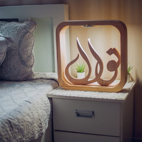 تحفة أبجورة مضيئة