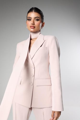 طقم بدلة بالوردي البارد بتصميم جاكيت مائل بثلاثة أ...