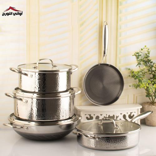 طقم قدور 9 قطع ماركة UAKEEN أسود