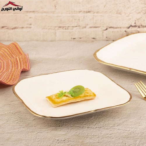 صحن مربع ابيض مزخرف مذهب