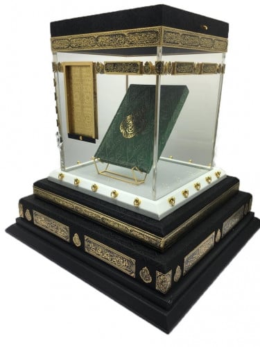 تحفة فنية للكعبة الشريفة في مكة المكرمة اكرليك