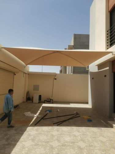 مظلة سيارة داخلية