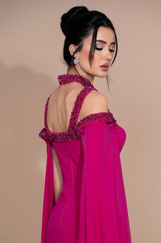 فستان كريب بقصة الهالتر 176304