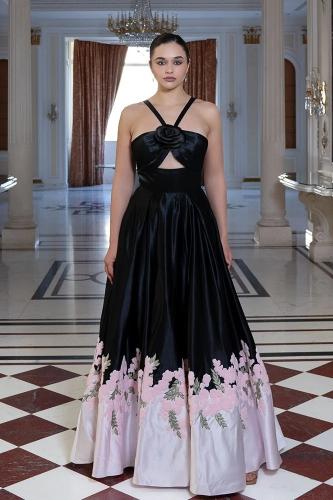 فستان سهرة ساتان أسود لامع 445283