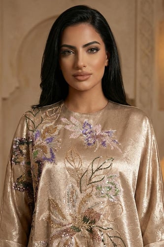 جلابية ساتان مطرزة 469681