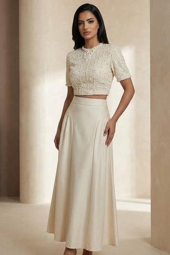 طقم توب تول مطرز 469871