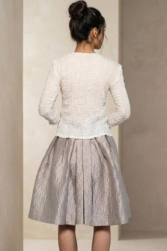 طقم ببلوزة وردة وتنورة جاكار 468749